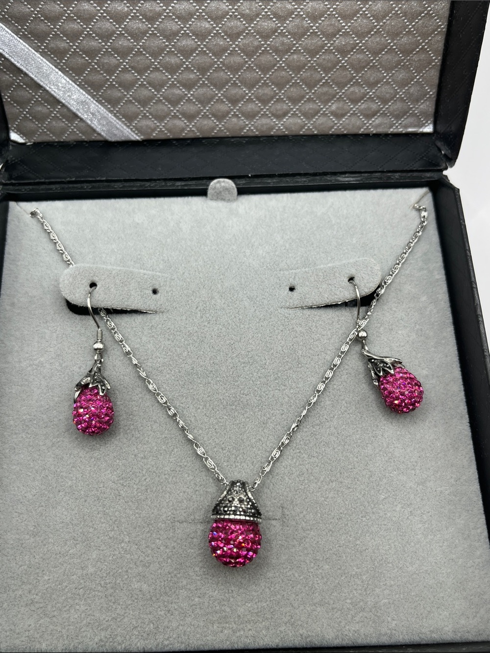 Love, Earth- Silver Necklace and Earring Set with Pink Crystals